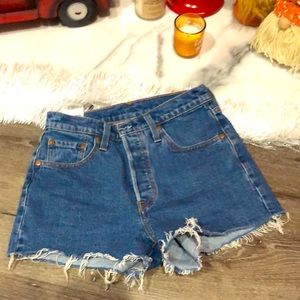 Womens Levi shorts